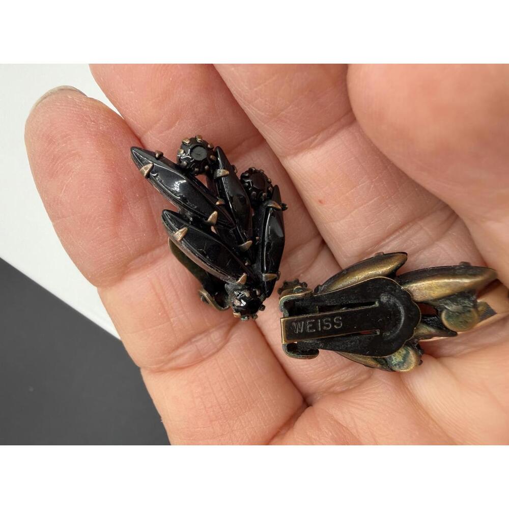 Vintage Weiss Black and Gold Clip-On Earrings